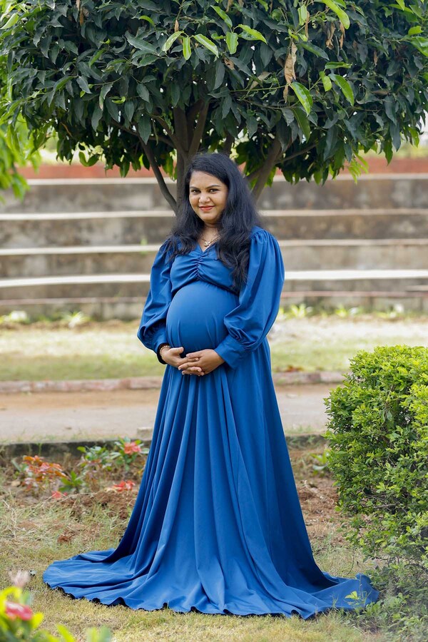 Maternity photoshoot gowns